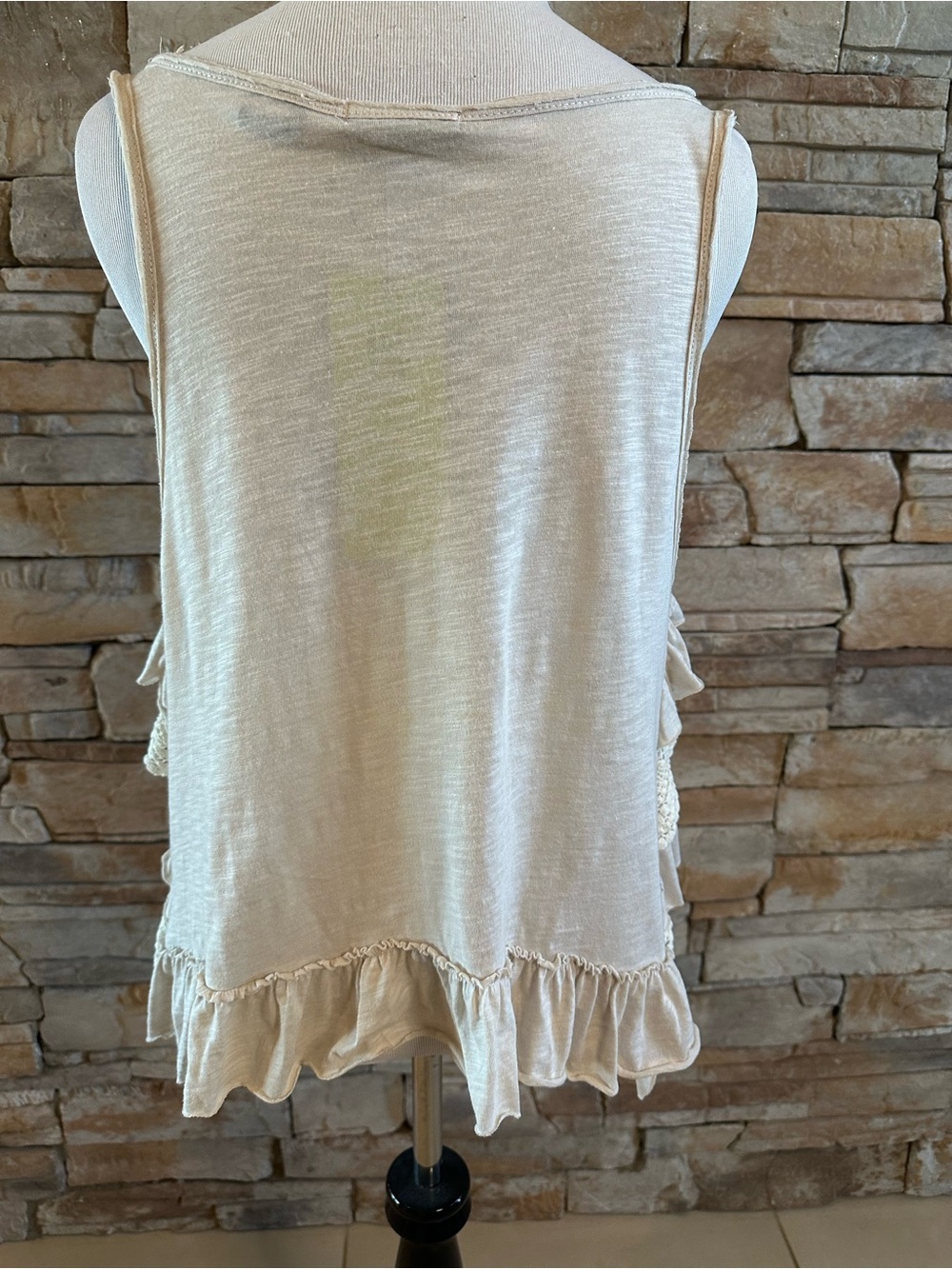 Press Ruffled Tank/Vest - Picture 3 of 7